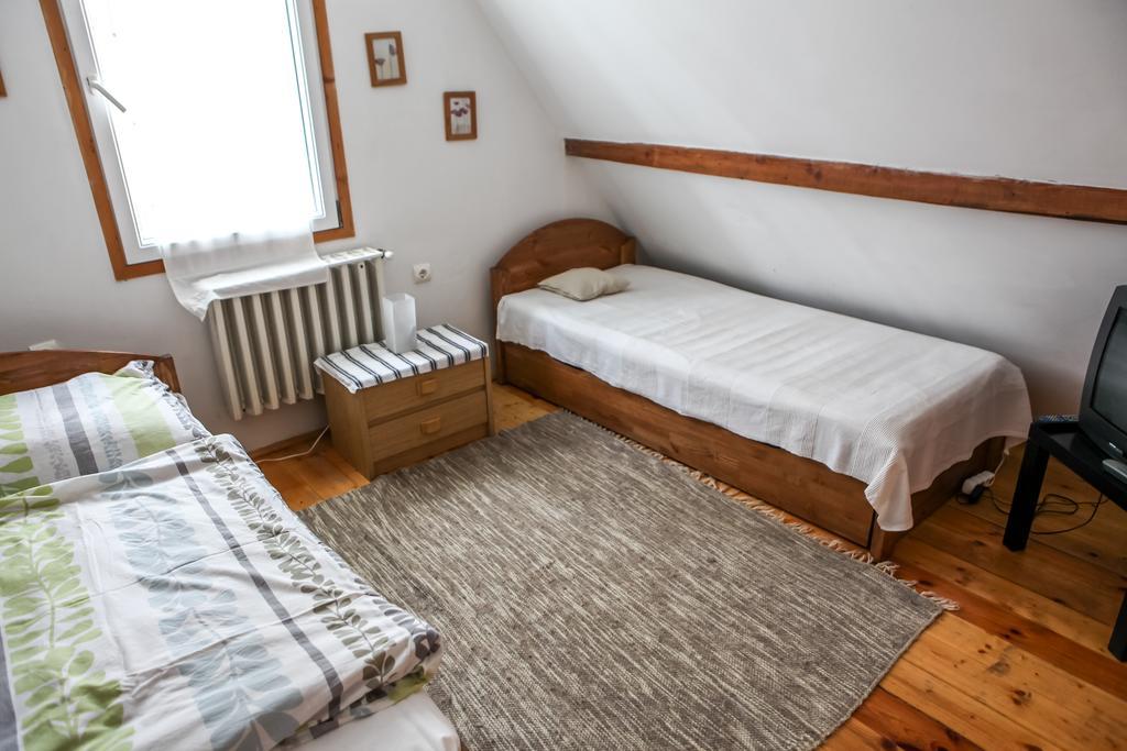 Myrtus Pince és Vendégház Tarcal Habitación foto