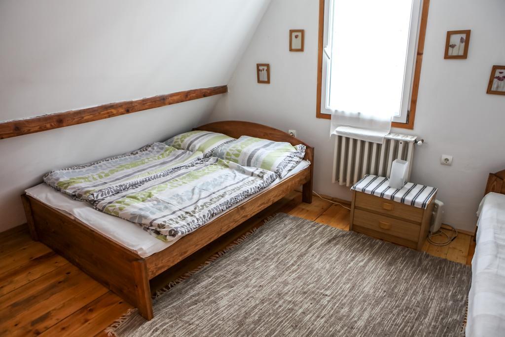 Myrtus Pince és Vendégház Tarcal Habitación foto
